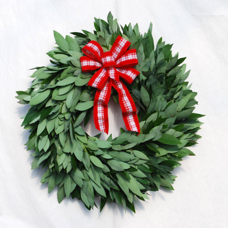 18" Fresh Mrytle Wreath